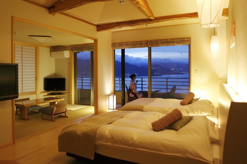 Uminohana Atami  Phòng bức ảnh
