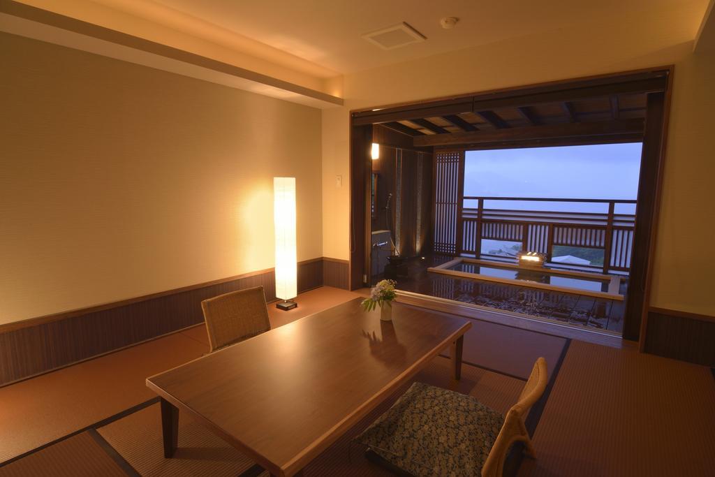 Uminohana Atami  Phòng bức ảnh