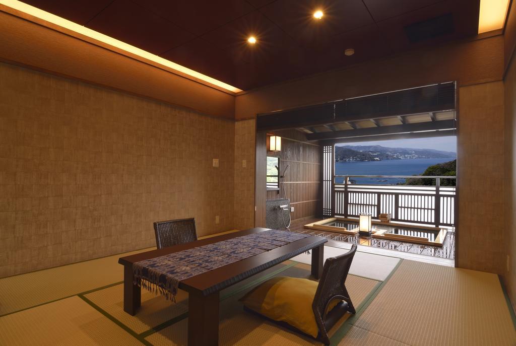 Uminohana Atami  Phòng bức ảnh